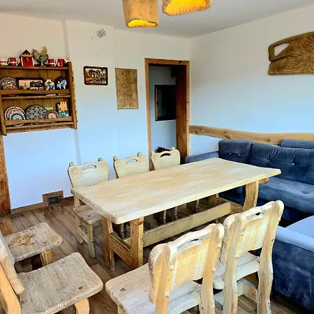 Dom Na Cienkowie Holiday home *